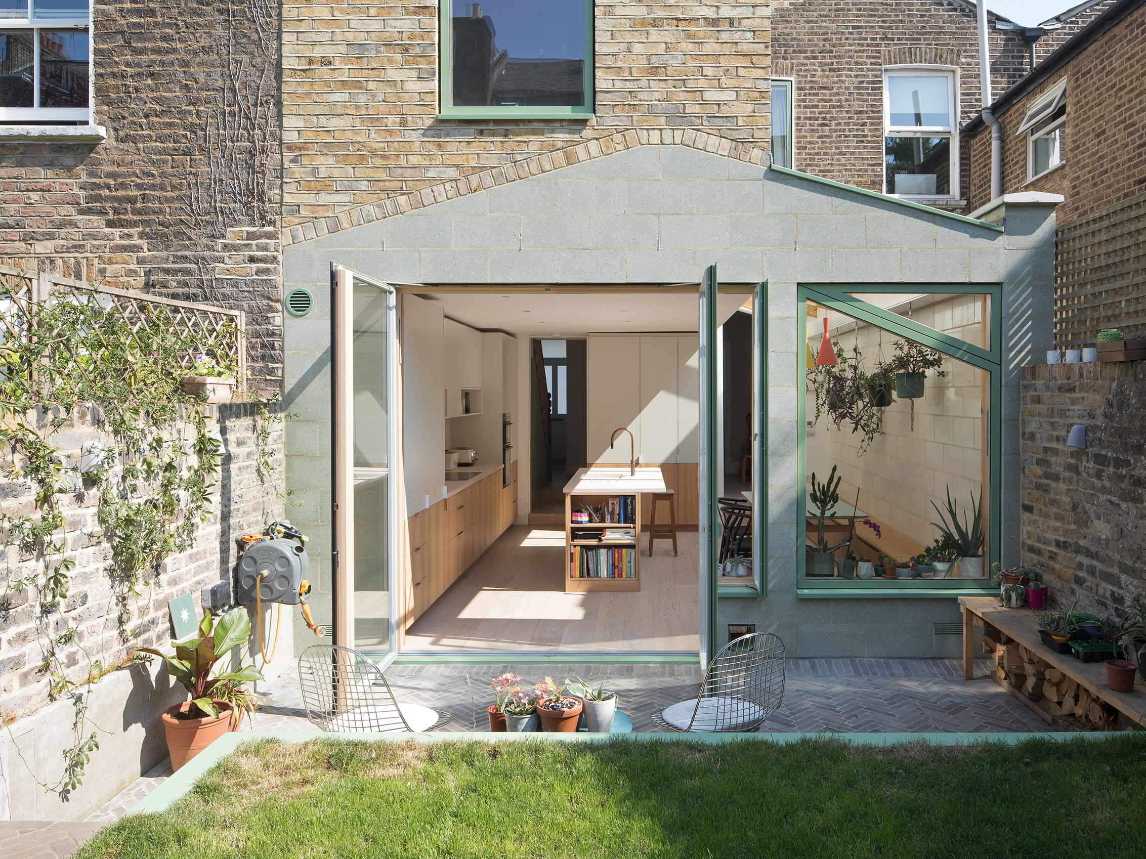 The Green House feat. Hollington Wide Plank wood flooring