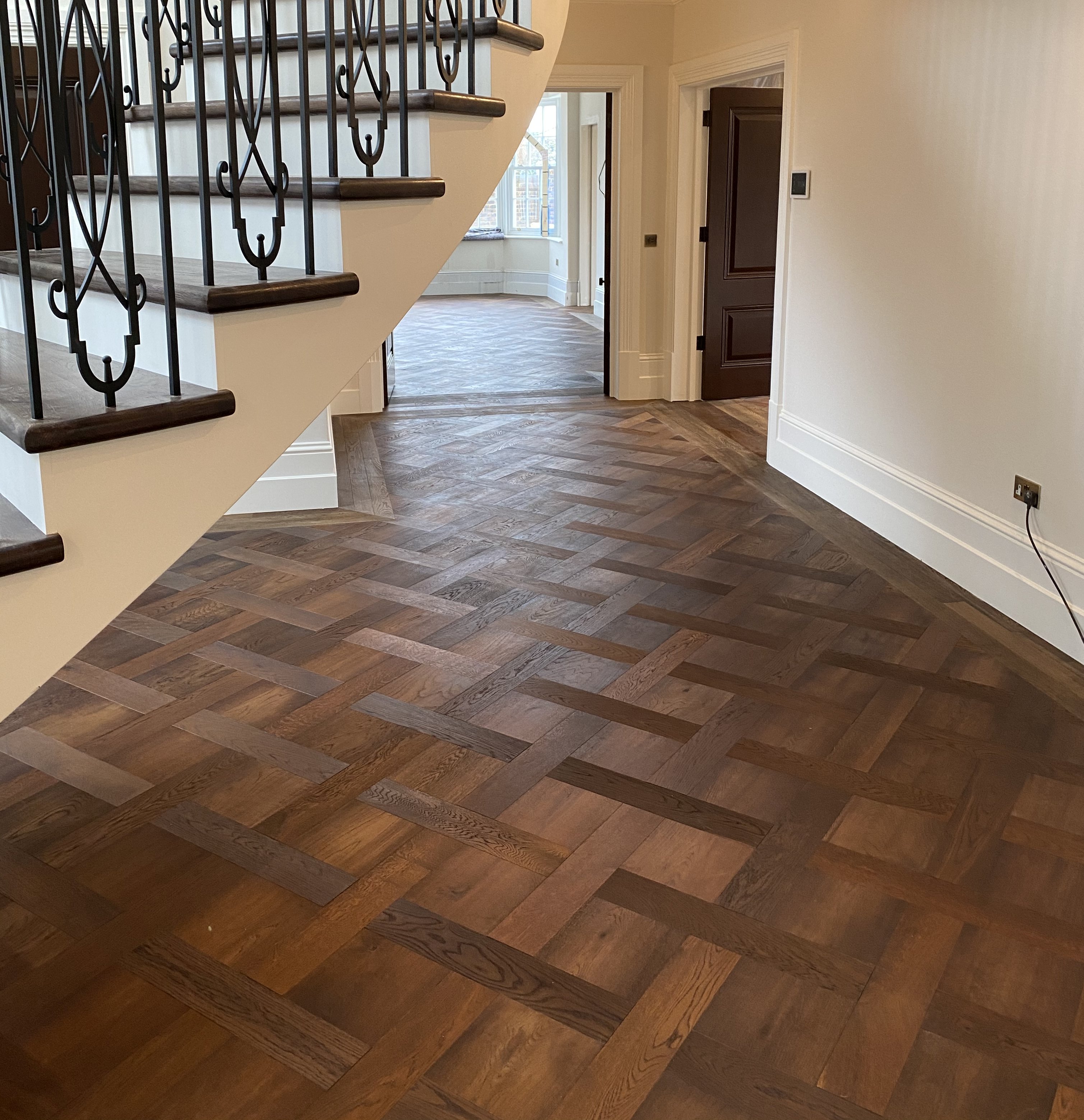 New Herringbone Basket weave pattern parquet wood flooring TW E931