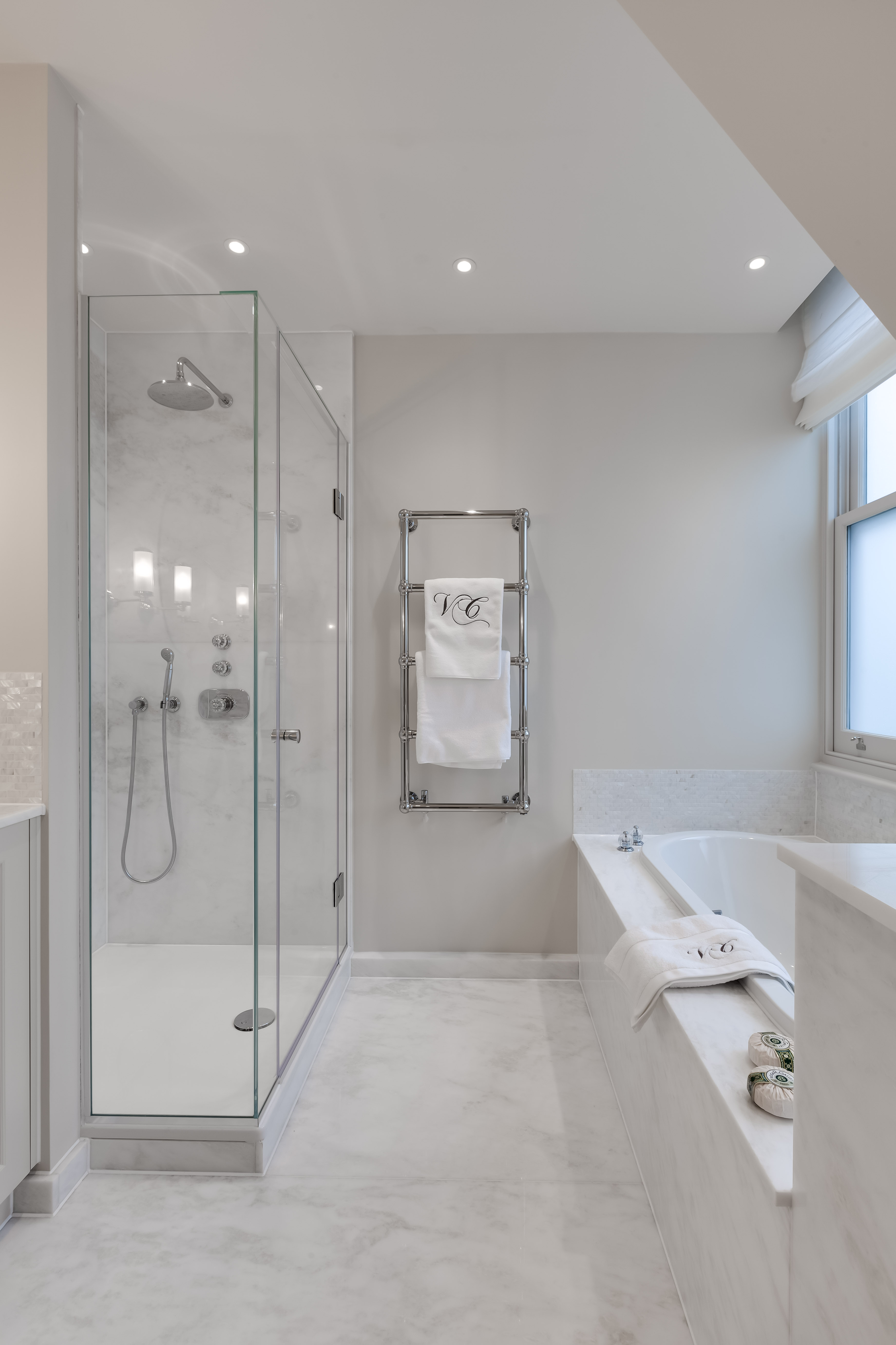 Knightsbridge, Master Bathroom