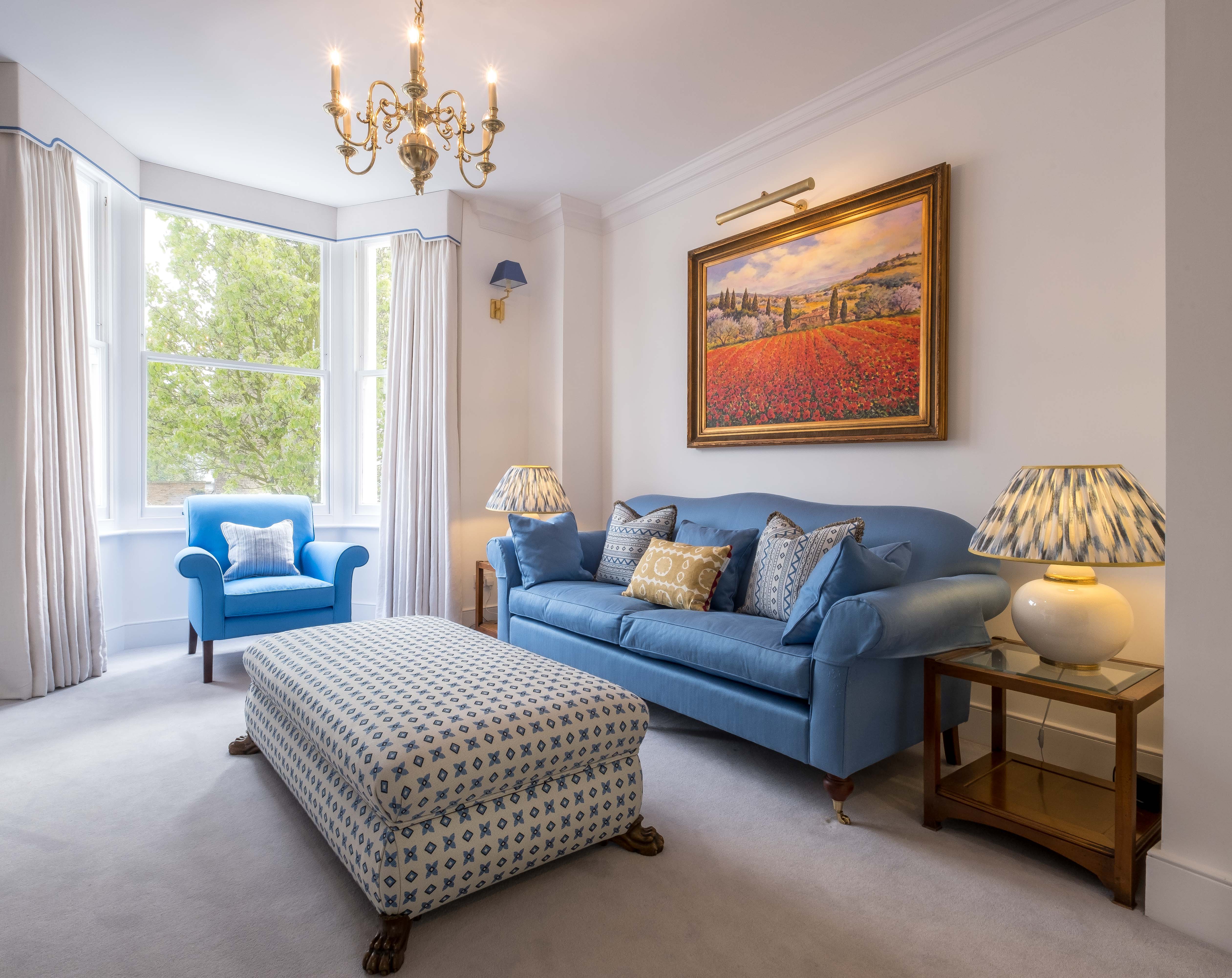 traditional living room, clapham.