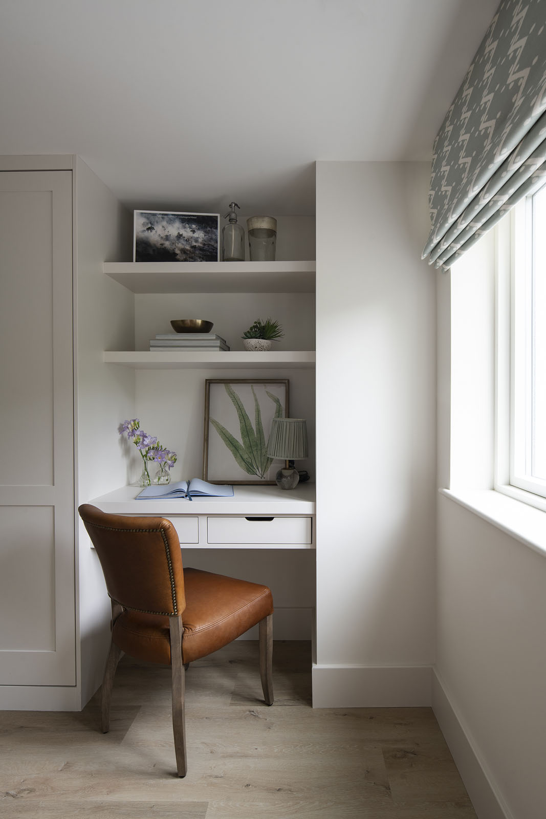 Cornwall Bedroom Desk Area