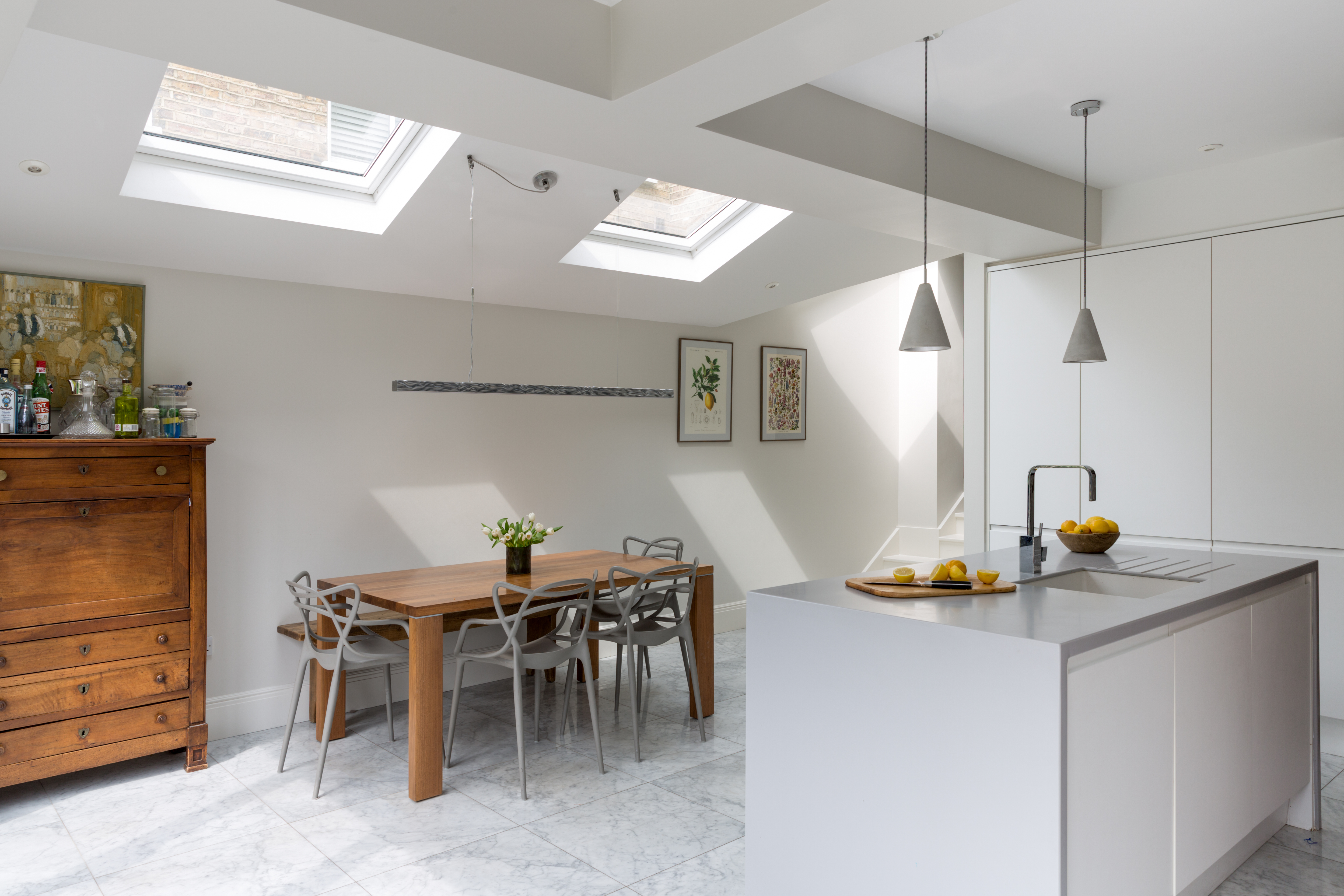 Kitchen dining area