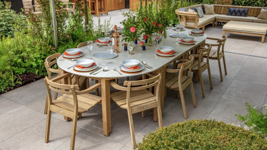 Gaze Burvill outdoor dining, Levity table and chairs