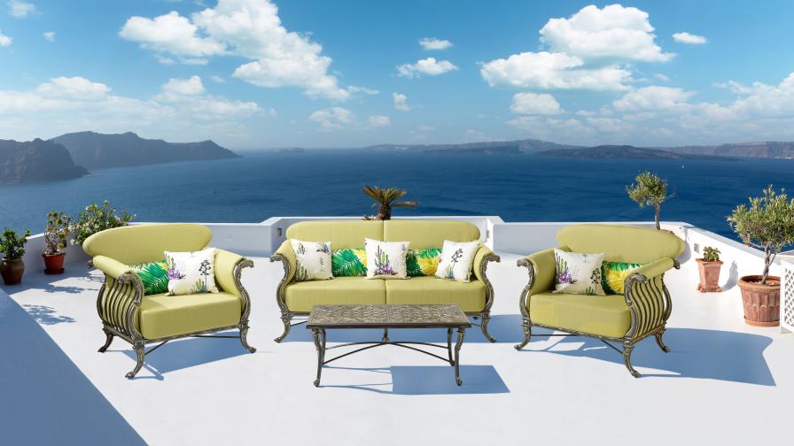 Oxley's Luxor Sofa Set